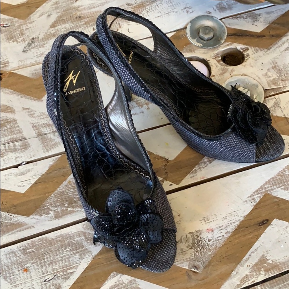 J VINCENT medium heels